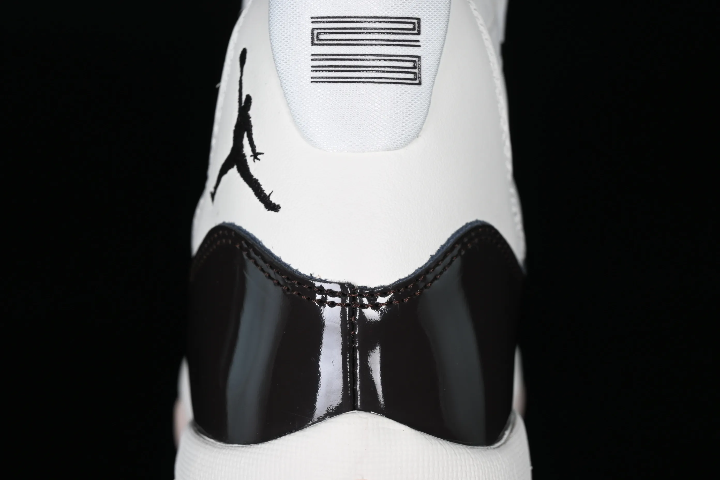 All categories Air Jordan Jordan series basketball shoes Air Jordan 11 Air Jordan 11 "Neapolitan" AJ11 Joe 11 brown and white pink Kangkou AR0715-101